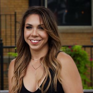 Meet your Posher, Lisa